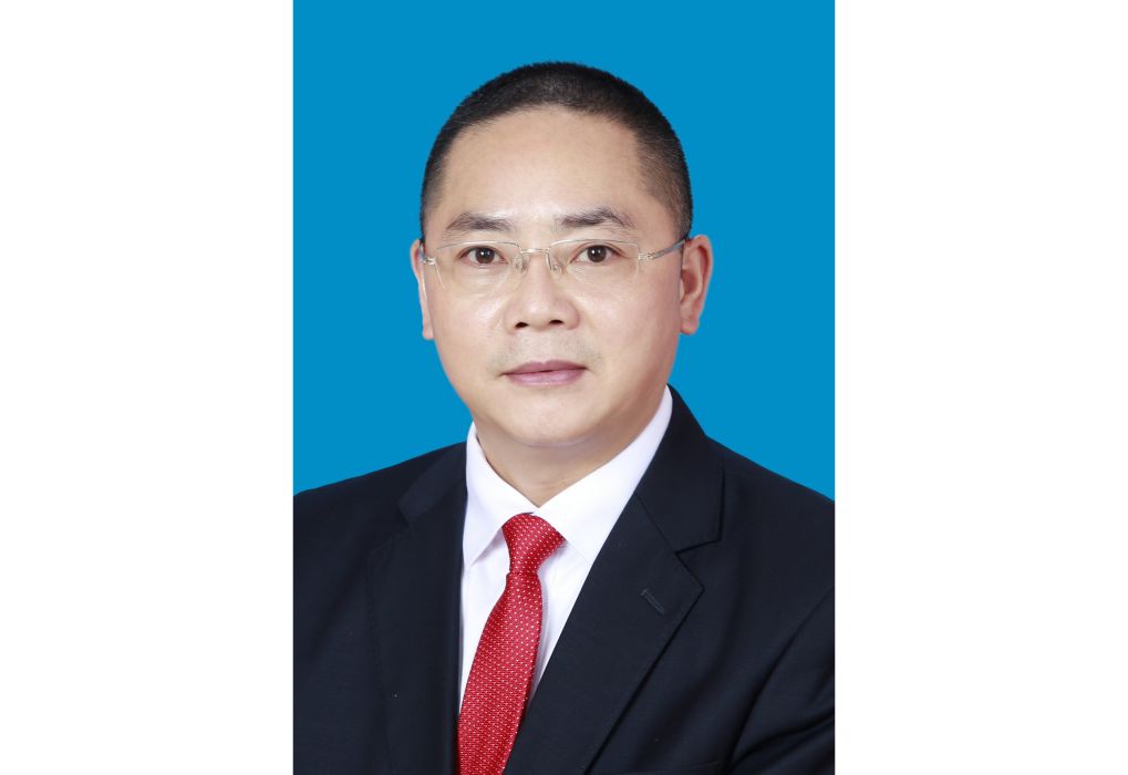 何世清(四川省達州市通川區人大常委會黨組書記、主任) 何世清(四川省達州市通川區人大常委會黨組書記、主任)