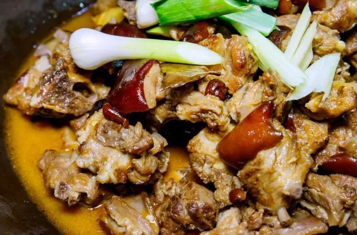 鹵狗肉 鹵狗肉