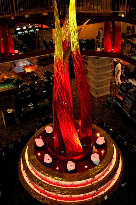 “火湖”的“火焰”