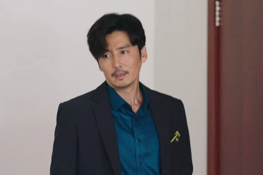 周海濤(電視劇《運河邊的人們》中的男配角) 周海濤(電視劇《運河邊的人們》中的男配角)