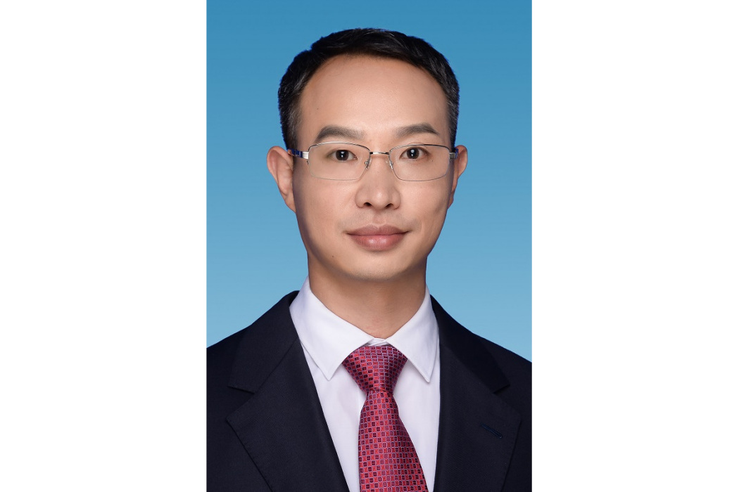 王新剛(福建省福清市委常委、市政府黨組成員、副市長) 王新剛(福建省福清市委常委、市政府黨組成員、副市長)