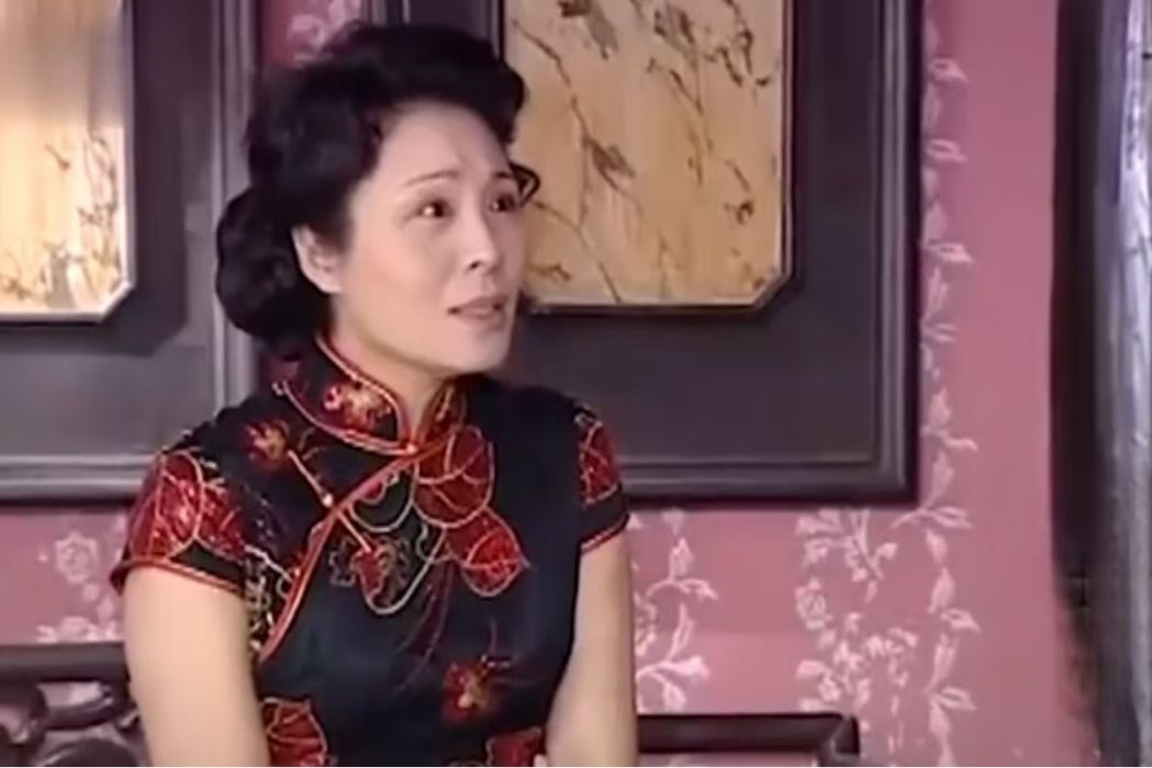 鳳珠(家庭倫理劇《天倫劫》中的角色) 鳳珠(家庭倫理劇《天倫劫》中的角色)