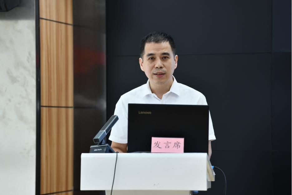郭誠(福建省工業和信息化廳消費品處處長) 郭誠(福建省工業和信息化廳消費品處處長)