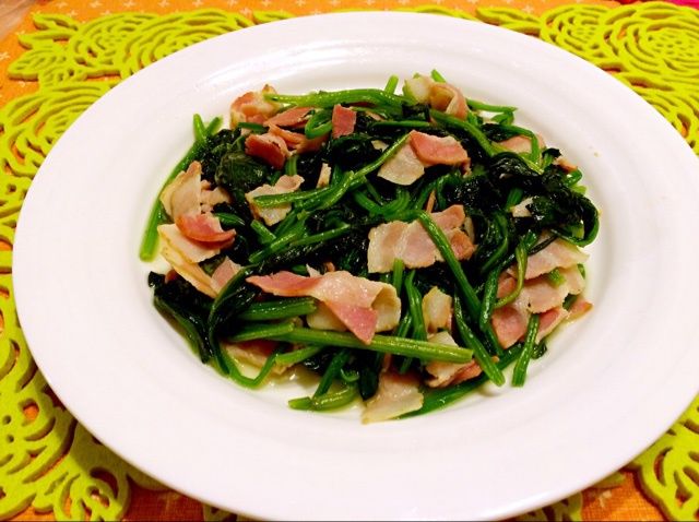 煙肉炒菠菜 煙肉炒菠菜
