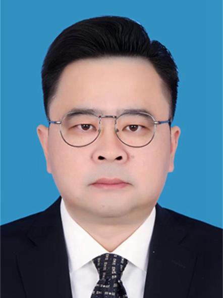 葛斌(泰興市城市投資發展集團有限公司董事長、黨委書記) 葛斌(泰興市城市投資發展集團有限公司董事長、黨委書記)