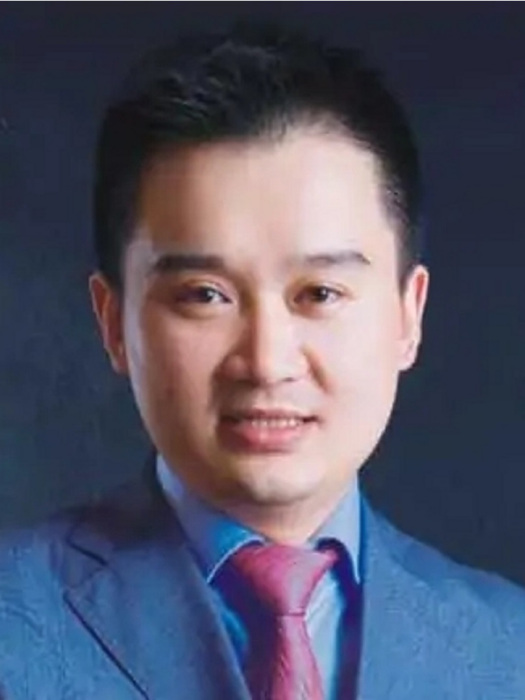 李小龍(深圳市僑界文化藝術交流協會副秘書長) 李小龍(深圳市僑界文化藝術交流協會副秘書長)