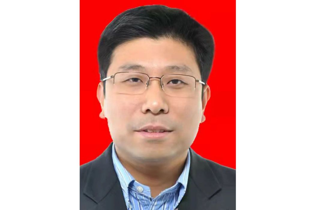 王立峰(天藥股份董事) 王立峰(天藥股份董事)