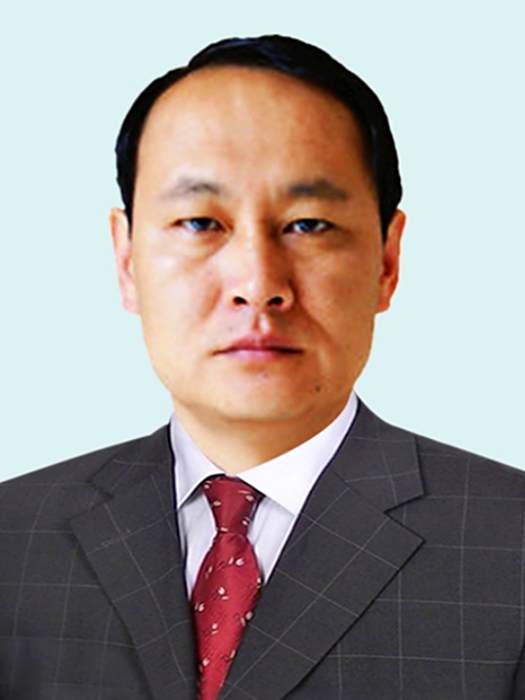 李祖賢(雲南省楚雄彝族自治州祿豐市市場監督管理局黨組成員、副局長) 李祖賢(雲南省楚雄彝族自治州祿豐市市場監督管理局黨組成員、副局長)