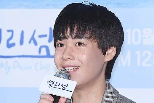 鄭尹熙(鄭尹錫) 鄭尹熙(鄭尹錫)