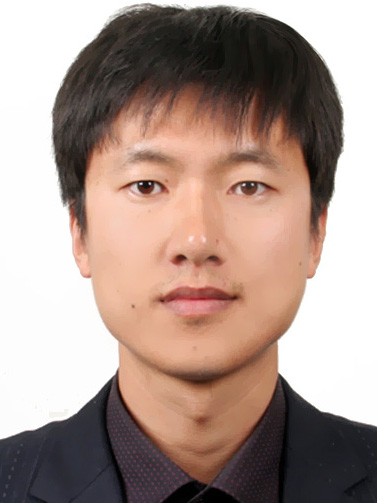 徐文濤(南開大學電子信息與光學工程學院教授) 徐文濤(南開大學電子信息與光學工程學院教授)