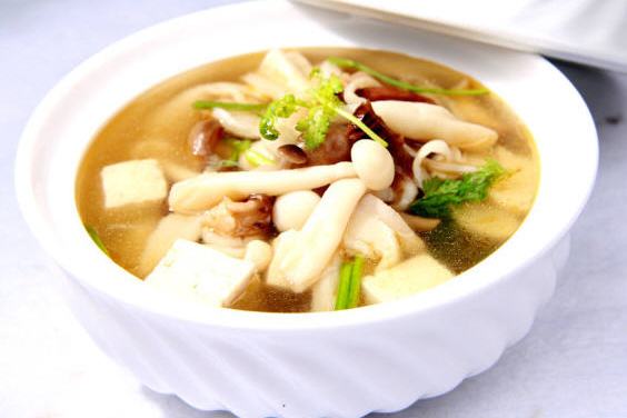 蟹菇肉卷湯 蟹菇肉卷湯