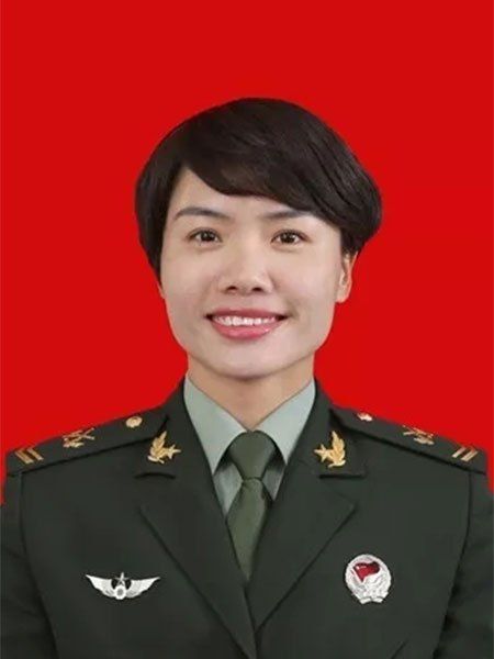廖華清(中共二十大代表、陸軍第73集團軍某特種作戰旅小隊長) 廖華清(中共二十大代表、陸軍第73集團軍某特種作戰旅小隊長)