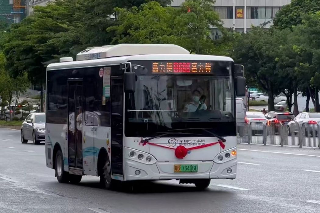 深圳公交B688路 深圳公交B688路