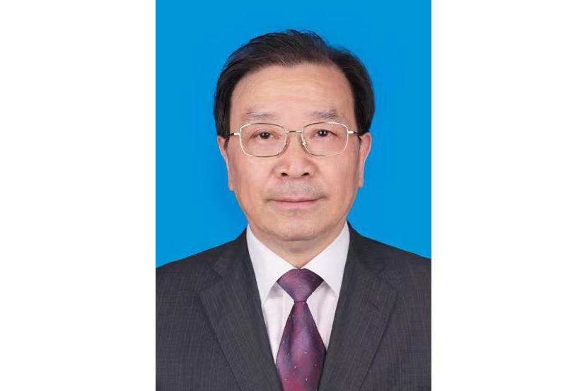 陳華(江蘇省地方志辦公室黨組成員、副主任、省方誌館館長) 陳華(江蘇省地方志辦公室黨組成員、副主任、省方誌館館長)