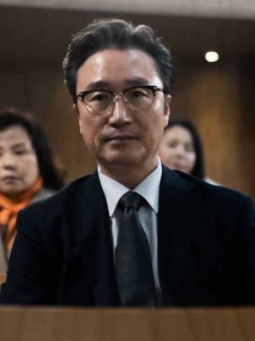 洪尚旭