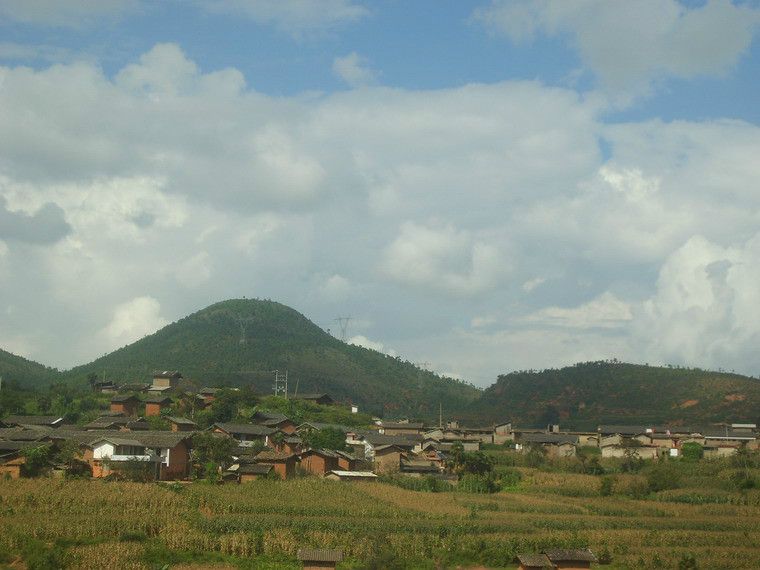 施李村 施李村