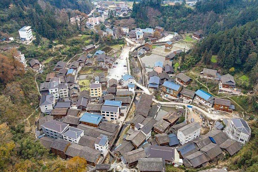 巫包村 巫包村