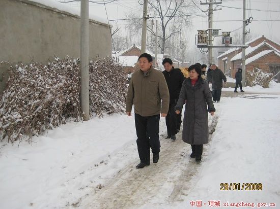 德來村(雲南省宣威市海岱鎮下轄村) 德來村(雲南省宣威市海岱鎮下轄村)