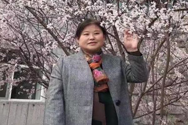 劉艷萍(延邊大學漢語言專業教授) 劉艷萍(延邊大學漢語言專業教授)
