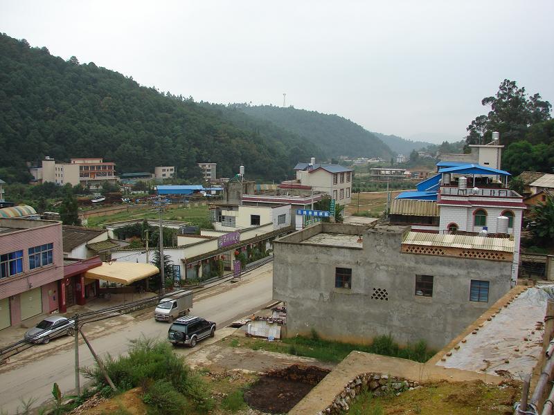 麥沖村(雲南宜良縣匡遠鎮下轄村) 麥沖村(雲南宜良縣匡遠鎮下轄村)