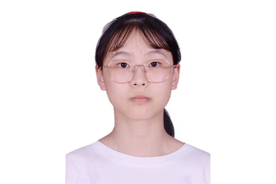 李梁梅 李梁梅