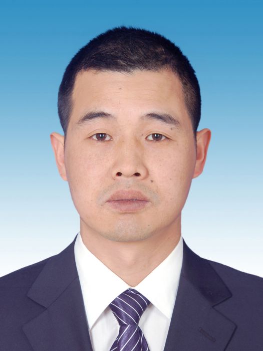 雷春華(四川省邛崍市審計局黨組成員、審計服務中心主任) 雷春華(四川省邛崍市審計局黨組成員、審計服務中心主任)