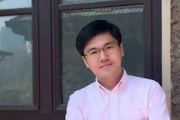 嚴明(慈文傳媒董事) 嚴明(慈文傳媒董事)