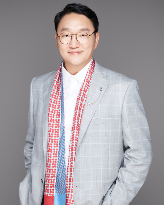 李啟華(上海交通大學海外教育學院特聘講師) 李啟華(上海交通大學海外教育學院特聘講師)