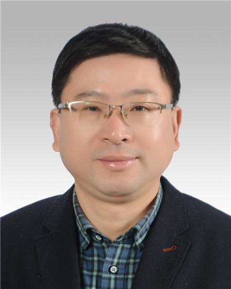 朱啟榮(溫州高新技術產業開發區管委會四級調研員)