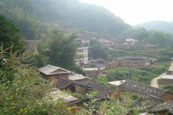 雲美村(雲南市峨山縣岔河鄉下轄村)