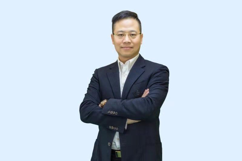 吳卿(7585投資董事長) 吳卿(7585投資董事長)