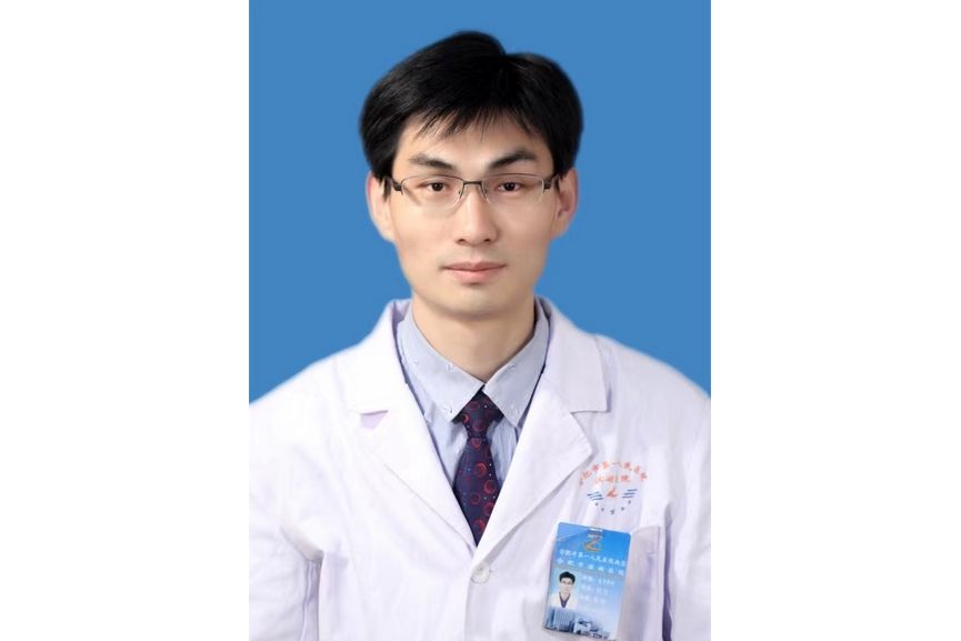 劉飛(合肥市第一人民醫院關節骨科副主任醫師) 劉飛(合肥市第一人民醫院關節骨科副主任醫師)