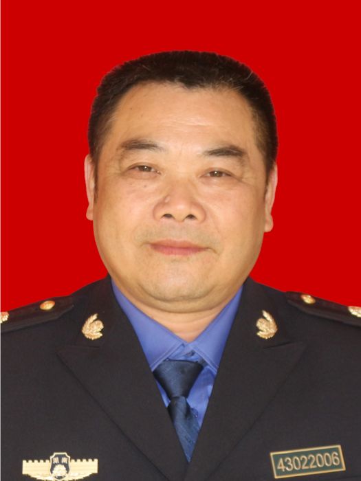 張良棟(湖南省衡陽市衡南縣城市管理和綜合執法局正科級幹部) 張良棟(湖南省衡陽市衡南縣城市管理和綜合執法局正科級幹部)