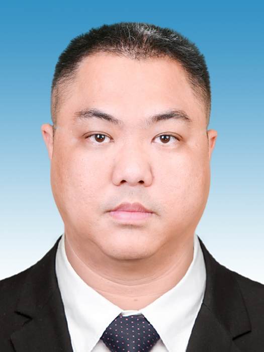 黃光周(海南省保亭黎族苗族自治縣六弓鄉人大主席) 黃光周(海南省保亭黎族苗族自治縣六弓鄉人大主席)