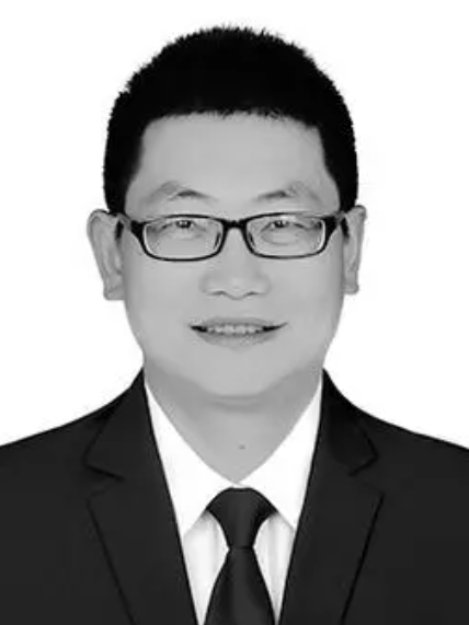 張永利(寶雞市中心醫院原重症醫學科主任、副主任醫師) 張永利(寶雞市中心醫院原重症醫學科主任、副主任醫師)