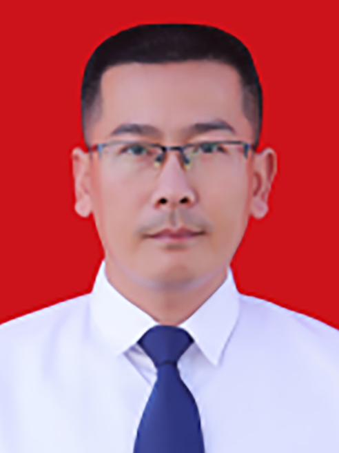 陳暉(江西省贛州市石城縣行政審批局黨組成員、副局長) 陳暉(江西省贛州市石城縣行政審批局黨組成員、副局長)