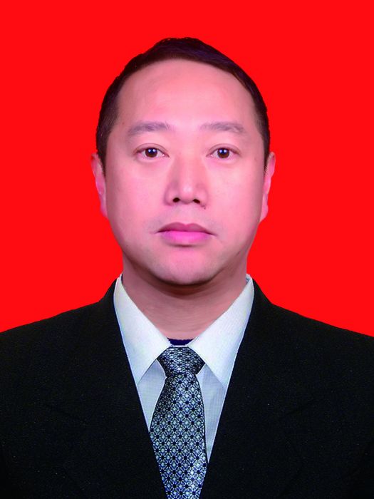 安洪(重慶市秀山自治縣規劃和自然資源局黨組成員、縣規劃和自然資源綜合行政執法支隊支隊長) 安洪(重慶市秀山自治縣規劃和自然資源局黨組成員、縣規劃和自然資源綜合行政執法支隊支隊長)