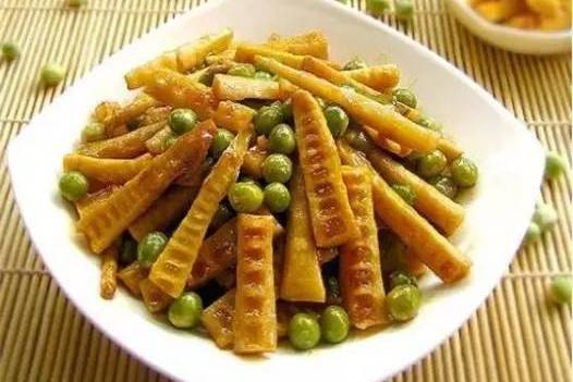 豌豆燜筍 豌豆燜筍