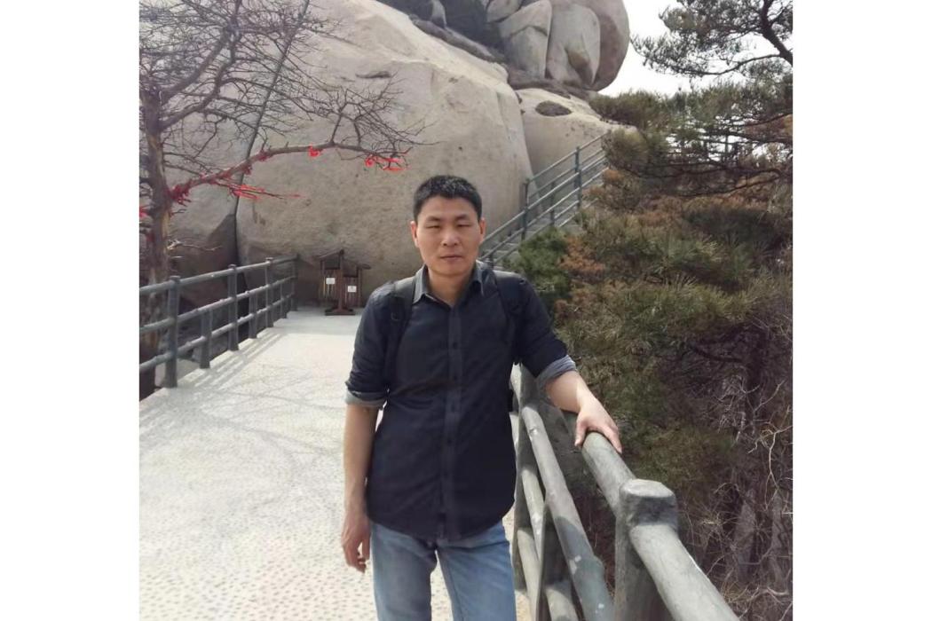 徐峰(曲阜師範大學歷史文化學院教師) 徐峰(曲阜師範大學歷史文化學院教師)