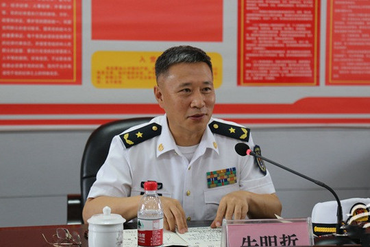 朱明哲(南部戰區海軍政治工作部副主任) 朱明哲(南部戰區海軍政治工作部副主任)