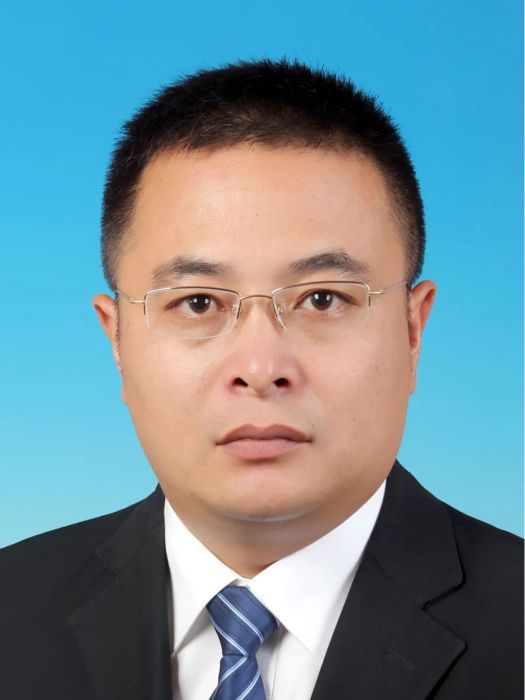 徐曉峰(上海市金山區房管局局黨組成員、副局長) 徐曉峰(上海市金山區房管局局黨組成員、副局長)