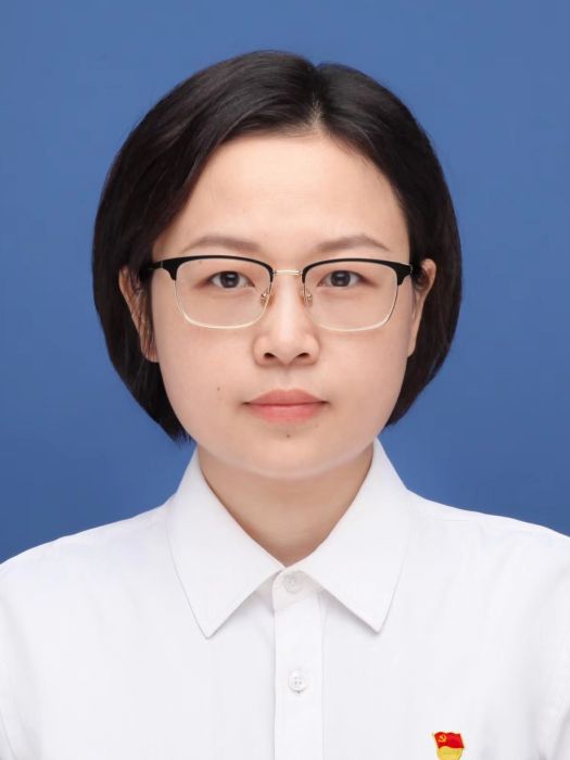 劉菁(湖南省湘潭市岳塘區人民政府辦黨組成員、副主任) 劉菁(湖南省湘潭市岳塘區人民政府辦黨組成員、副主任)