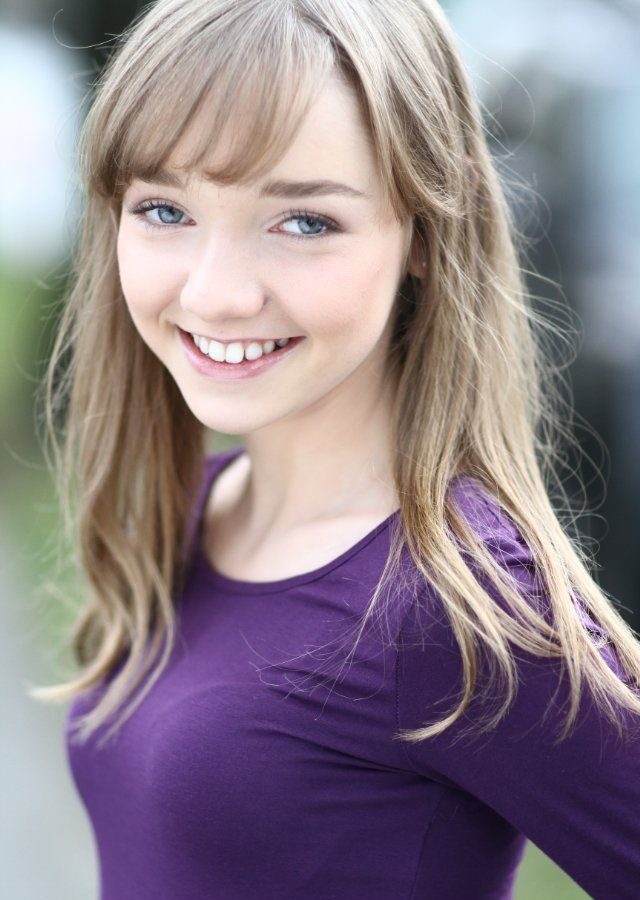 茱莉亞·莎拉·斯通(Julia Sarah Stone)