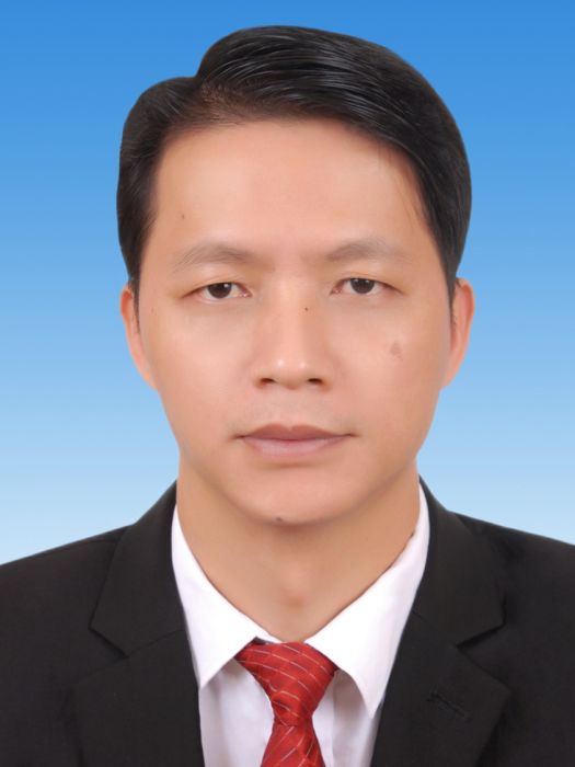 陳育晚 陳育晚