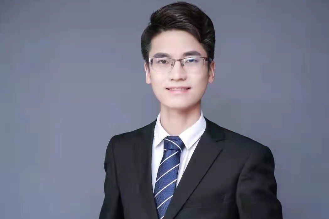 鄧文強(瀋陽夢青教育信息諮詢有限公司董事長) 鄧文強(瀋陽夢青教育信息諮詢有限公司董事長)