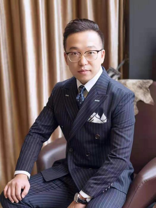 馮曉男 馮曉男
