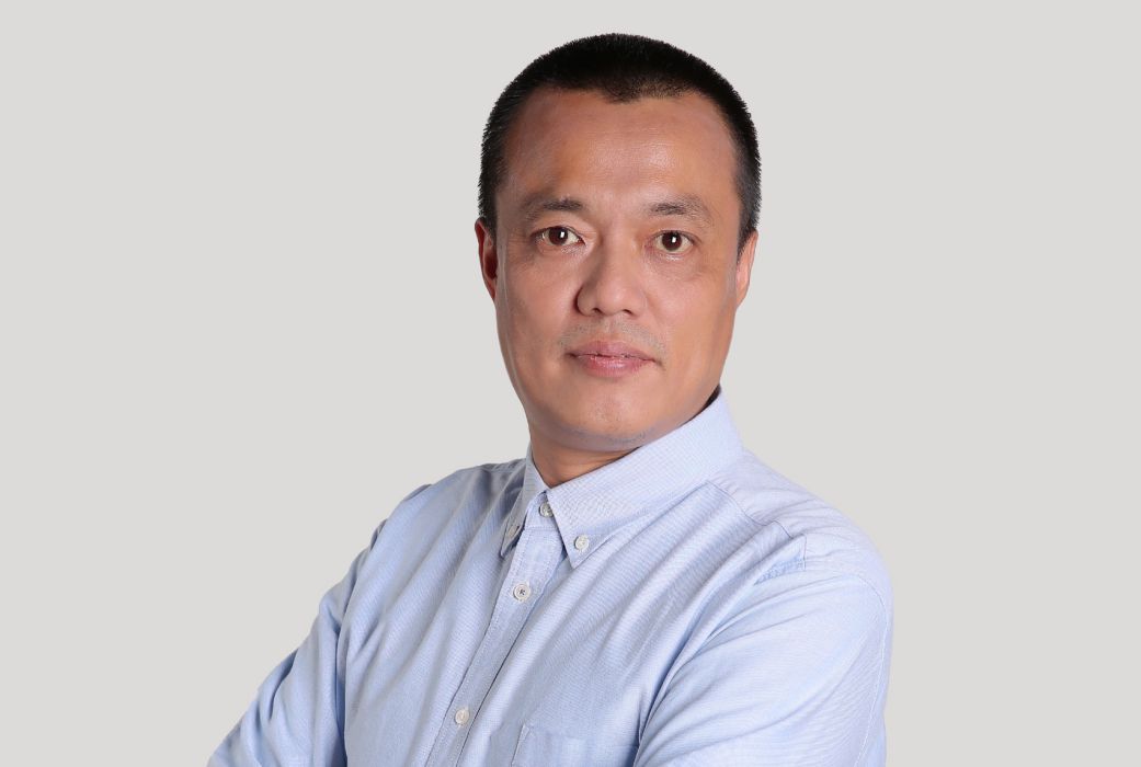 曹銳(遼寧中醫藥大學針灸推拿學院推拿教研室主任) 曹銳(遼寧中醫藥大學針灸推拿學院推拿教研室主任)
