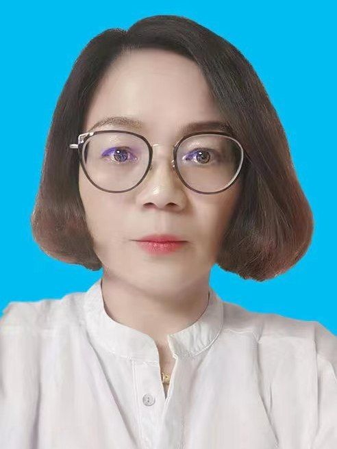 張麗清(內蒙古呼和浩特市回民區區域經濟合作局副局長) 張麗清(內蒙古呼和浩特市回民區區域經濟合作局副局長)