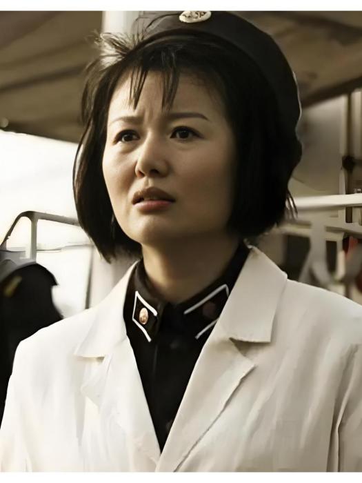 許錦雲(《滄海》中的虛擬角色,王山魁的妻子,馬建成的初戀) 許錦雲(《滄海》中的虛擬角色,王山魁的妻子,馬建成的初戀)