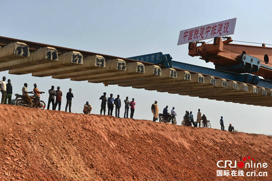 非洲鋪通首條中國標準鐵路